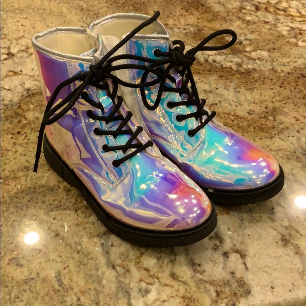 Kids boots